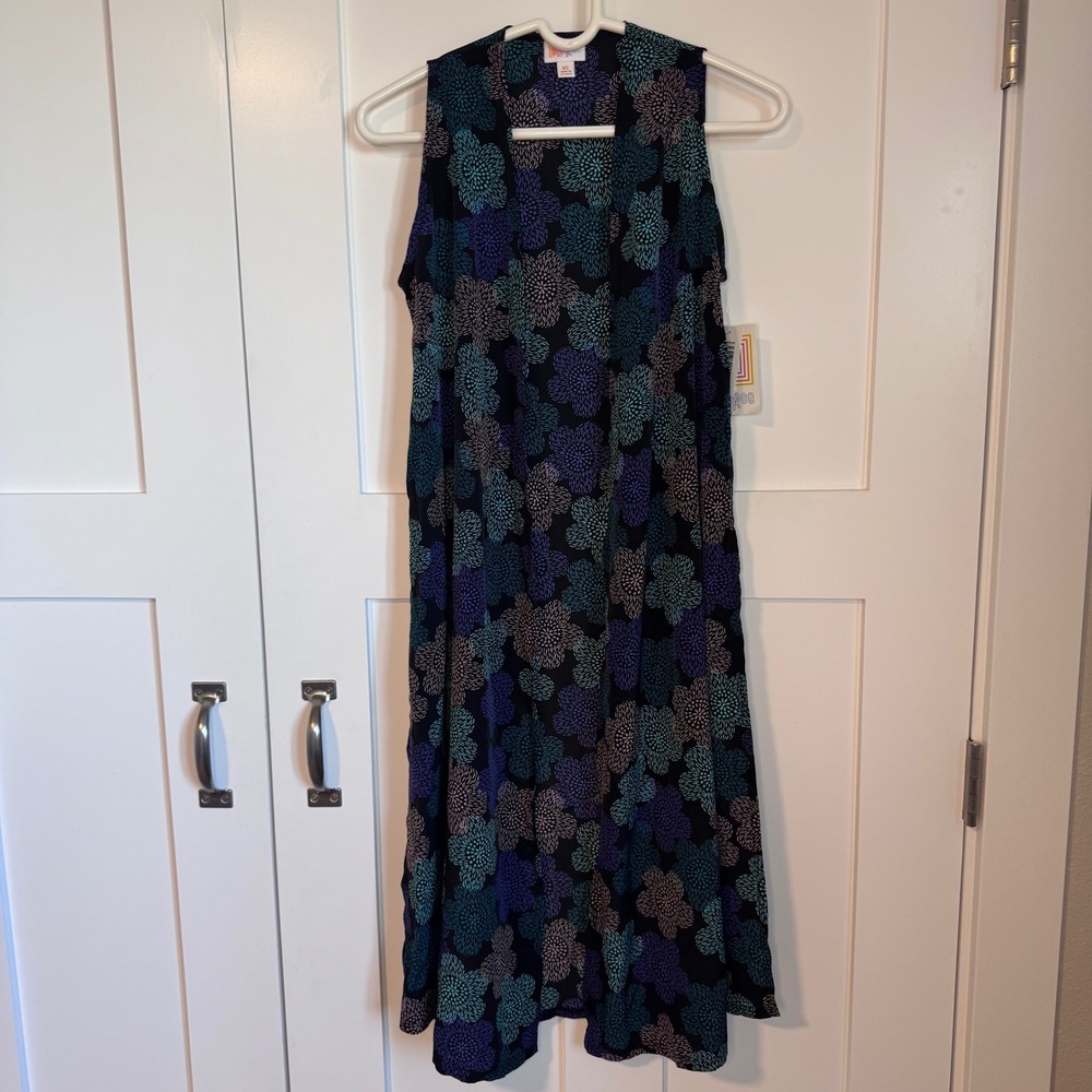 NWT LuLaRoe Joy Sleeveless‎ Duster Vest Black with Floral Print Women's Size XS